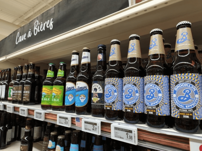 La bière sans alcool, compagnon indispensable de l'été